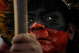 Manifestantes ocupam canteiro de Belo Monte e pedem regulamentação de convenção da OIT