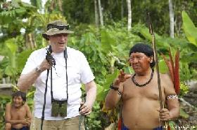 Rei da Noruega visita aldeia Yanomami